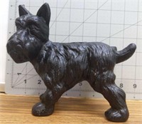 Cast iron dog lifting leg