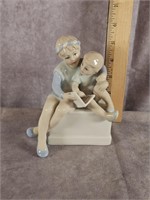 ROYAL DOULTON STORYTIME H N 3126 FIGURINE 1987