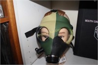 GAS MASK - DISPLAY NOT INCLUDED