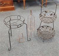 4 Metal Plant Stands/Planters