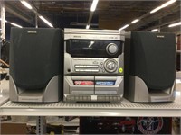 Aida Cx-na115 stereo system with speakers.
