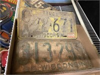wisconsin license plates 1980 and 1936