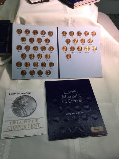 Two Lincoln Memorial Collestion Books w/assorted p