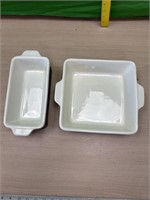 Avon Expressions casserole dishes with serving