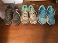 SIZE 6.5 TENNIS SHOES 3 PAIRS
