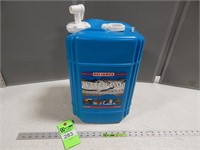 5 Gallon water container