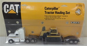 Cat Challenger 65 Hauling Set NIP 1/64