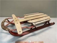 AWESOME VINTAGE CHILDS SNOW SLED