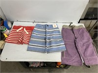 Size 5-6Y mini boden and Gymboree kids shorts and