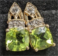 $500 10K  Peridot(1ct) Diamond(0.04ct) Earrings