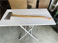 long handle axe