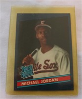 Michael Jordan baseball card