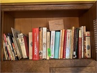 LOT OF OOKBOOKS / RECIPES