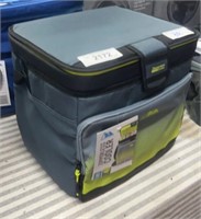 Zipper list cooler arctic zone 24 can capacity