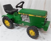 Plastic JD 3140 Pedal Tractor