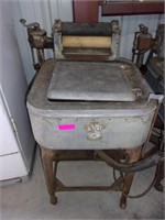 Antique Maytag washing machine, untested