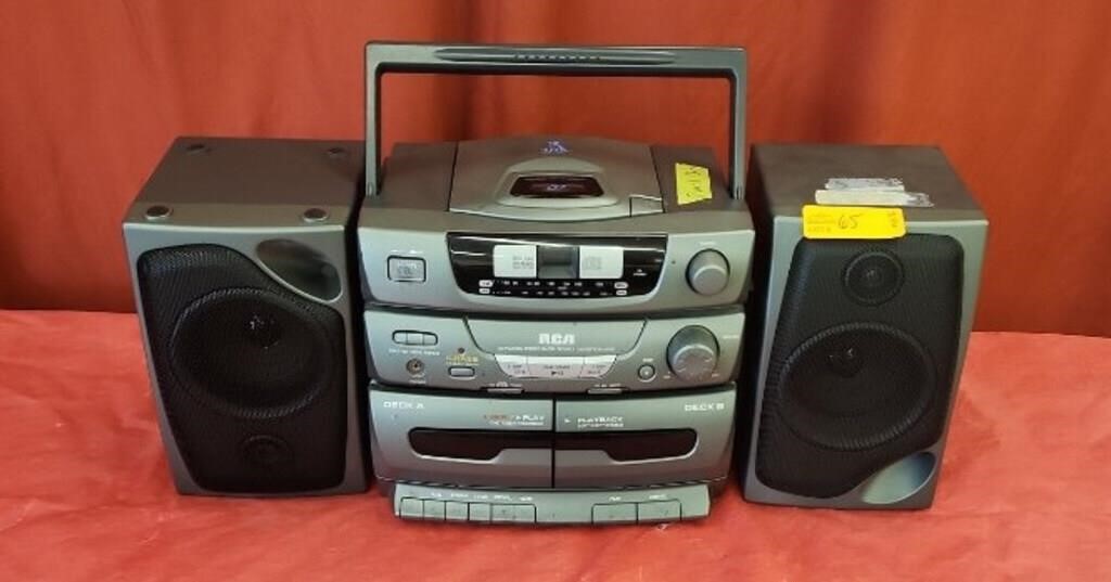 RCA CD Player and Tape Player. Turns On!