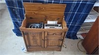 VINTAGE CABINET STEREO W/ RECORD PLAYER, ETC