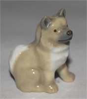 Vtg Wade Whimsies Porcelain Husky Dog Figurine