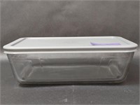 Pyrex Casserole Dish with Lid