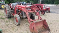 Massey Ferguson 135 Tractor w/ Loader