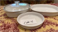 Corning Ware French White F-2-B casserole dish &