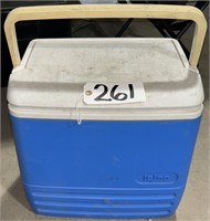 24 Pack Igloo Cooler