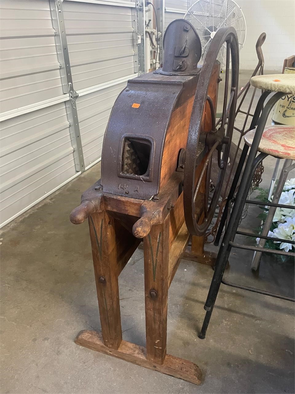 Antique 14 A Corn Sheller