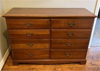 Taylor Made 8-Drawer Chest