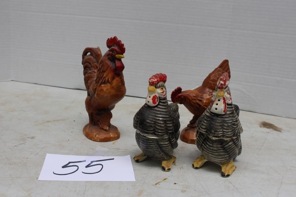 2 HEN AND ROOSTER SETS FIGURINES