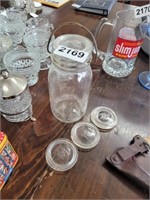 BALL JAR WITH 3 EXTRA CAPS