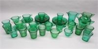 Child's Green Akro Agate & Other Dish Set