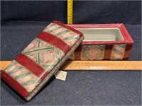 Decorative lidded trinket box