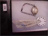 Elgin woman's wristwatch in gold filled case,