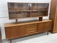 Sideboard With Hutch