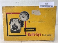 Kodak Brownie Bull's Eye Flash OutFit