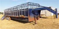 2000 W-W 32' LIVESTOCK TRAILER