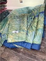 Coastal bed linens