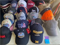 W - MIXED LOT OF HATS (G242)