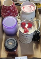 FLAT OF 5 SCENTED CANDLES & WAX BURNERS
