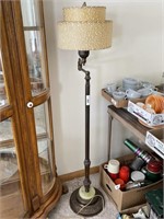 ANTIQUE FLOOR LAMP
