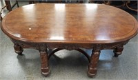 GORGEOUS ORNATELY CARVED OVAL COFFEE TABLE