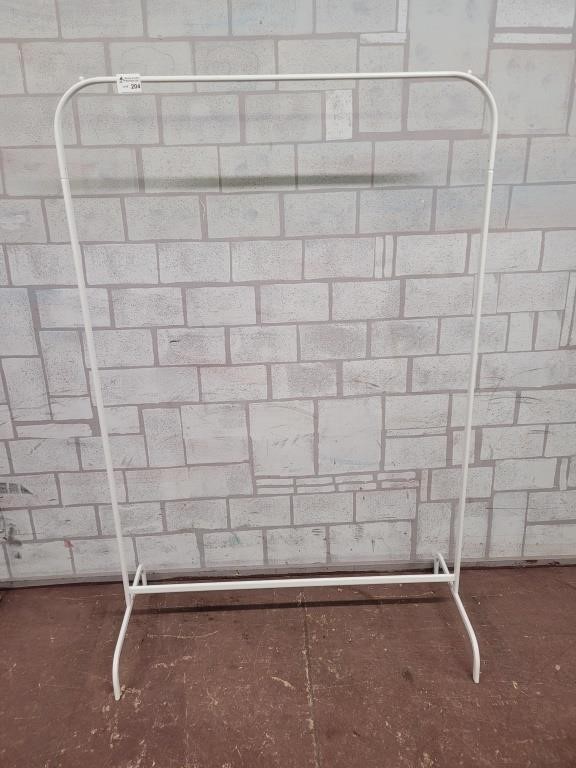 Metal portable clothes rack