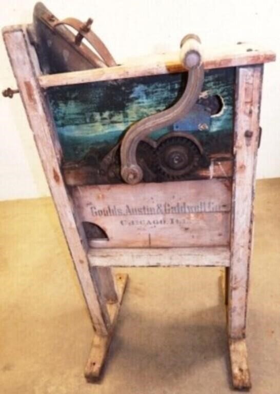 Antique Standing Manual / Crank Corn Sheller