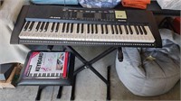 Electric Keyboard w/stand and bench