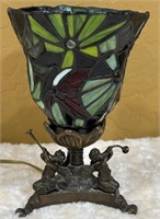 L - STAINED GLASS LAMP (L47)
