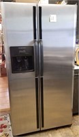 Refrigerator Frigidaire Side by Side Stainless