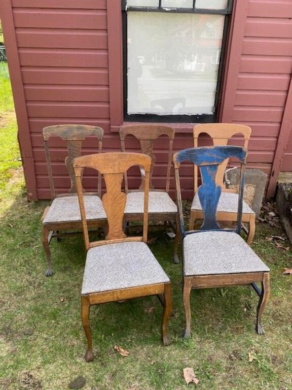 Set of 5 Matching Oak Chairs