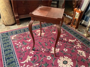 SQUARE END TABLE