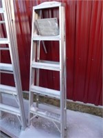 5' ALUMINUM STEP LADDER